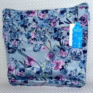 NWT- Vera Bradley- ReActive Hipster- Fresh Cut Bouquet